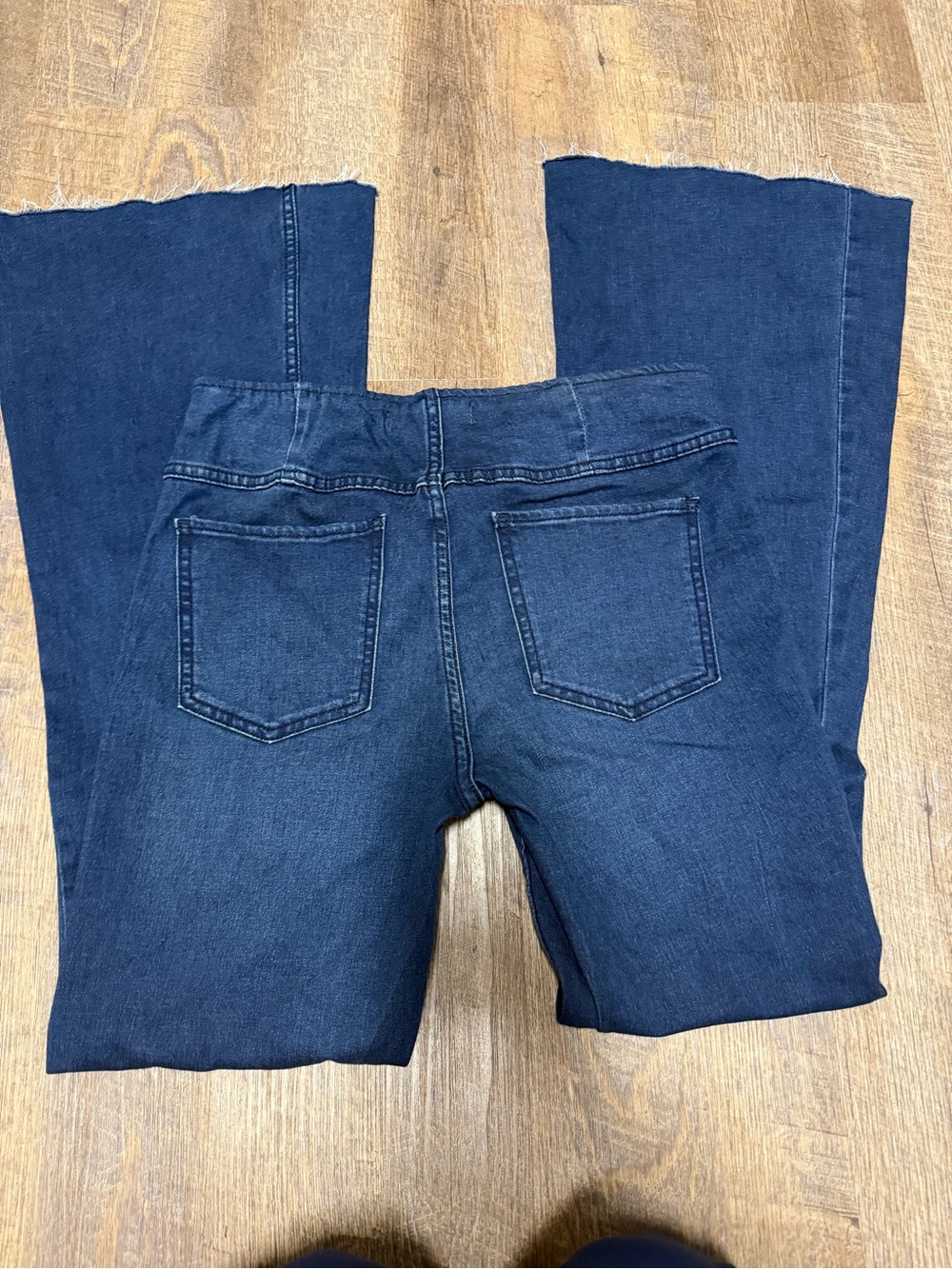 Free People stretchy flare jeans size 28